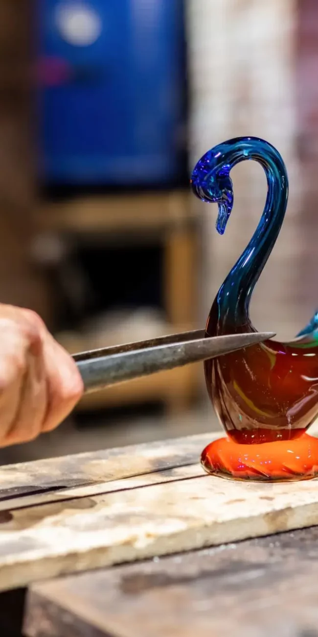Glass-made swan